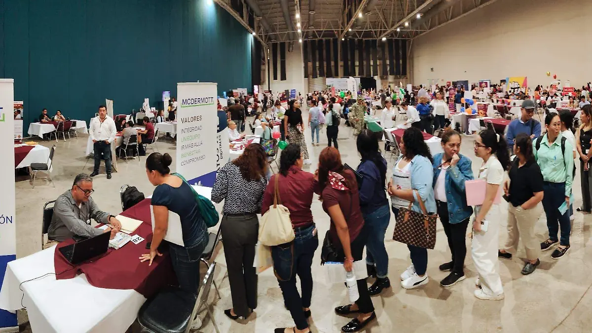 Ofrece McDermott 50 vacantes para la etapa final de su plataforma en construcción en el puerto de Altamira