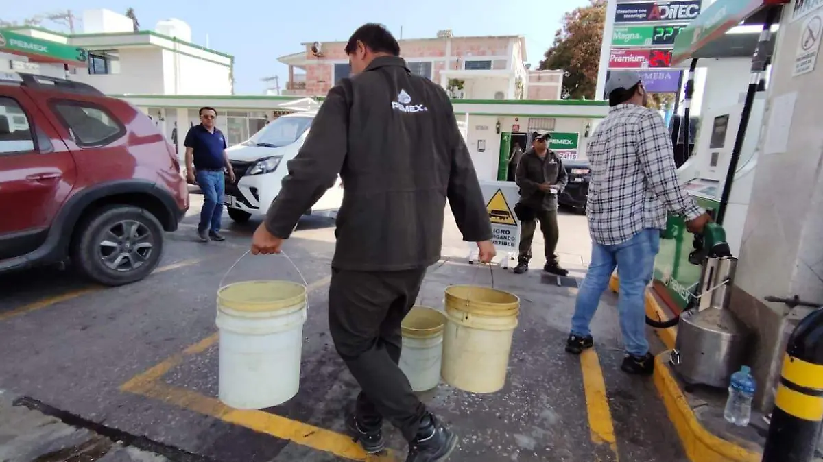 Verificaciones para que le den litros de a litro son aplicadas por orden de la Profeco