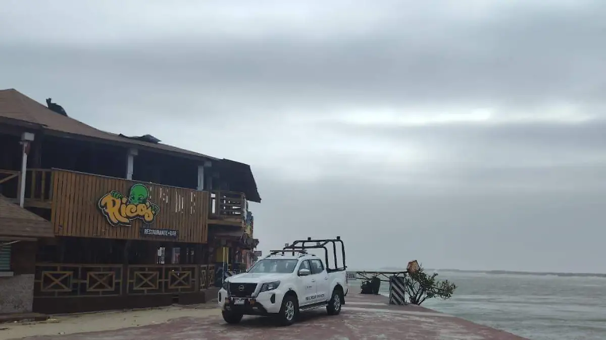 Acceso escollerar Miramar