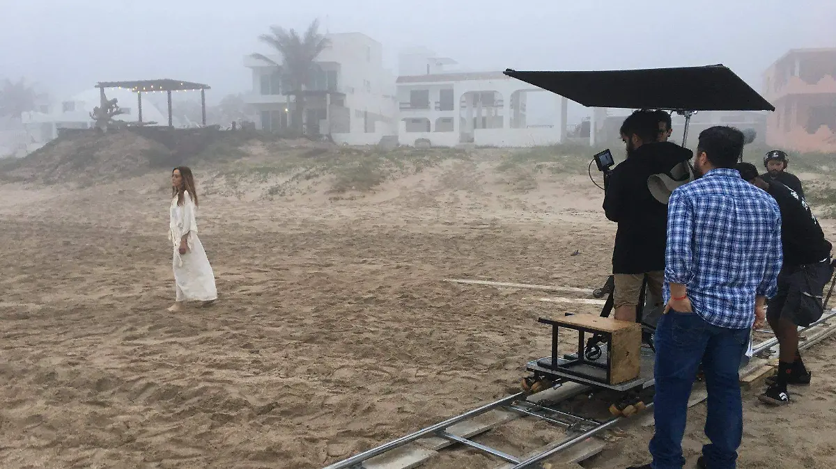 PELICULA TV ABIERTA (3)