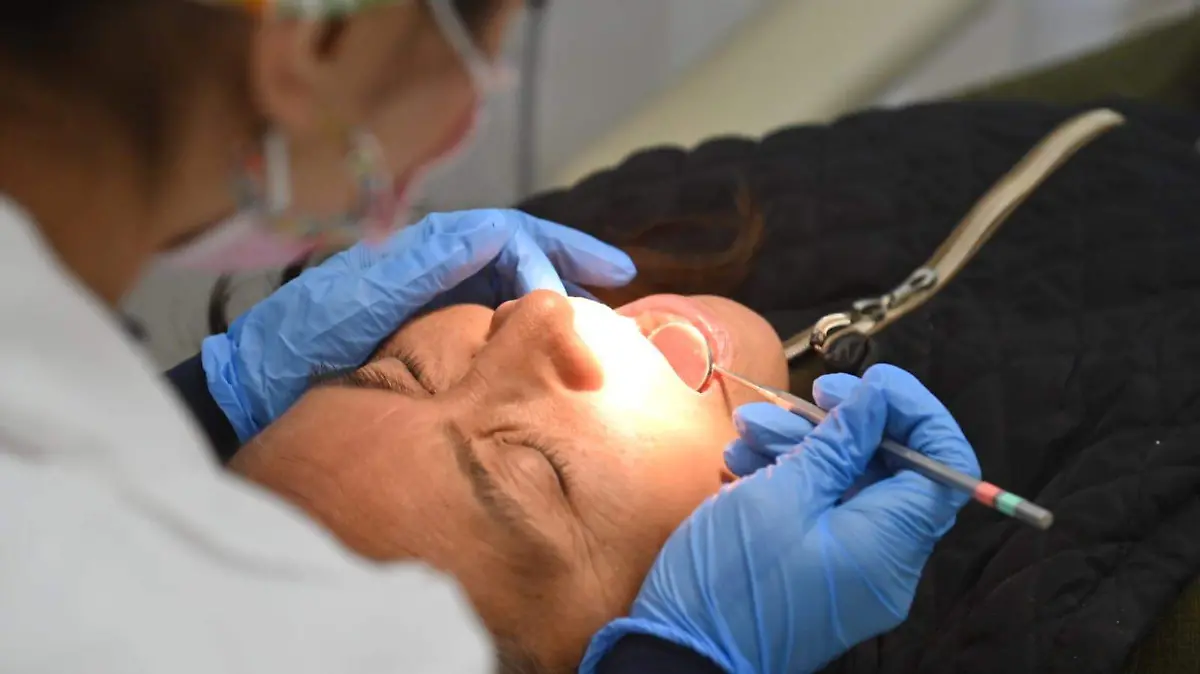 Nueve de cada 10 pacientes acuden al dentista solo cuando ya tienen mucho dolor