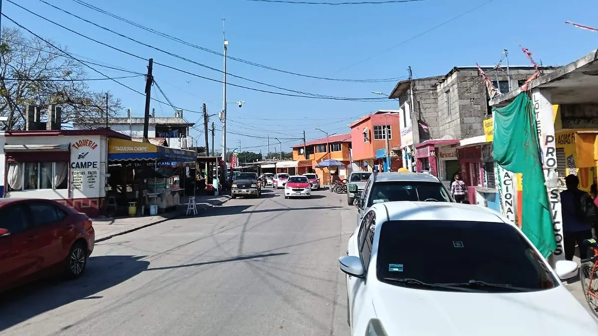 Carros de ruta, otra opción para llegar a La Ribera, al norte de Veracruz