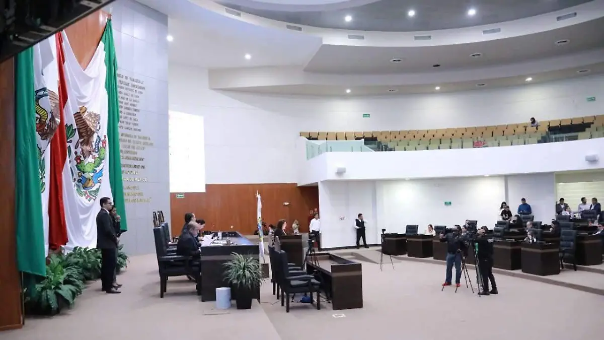El gobierno estatal y el mismo Congreso calificaron la propuesta como un riesgo para la libertad de expresión