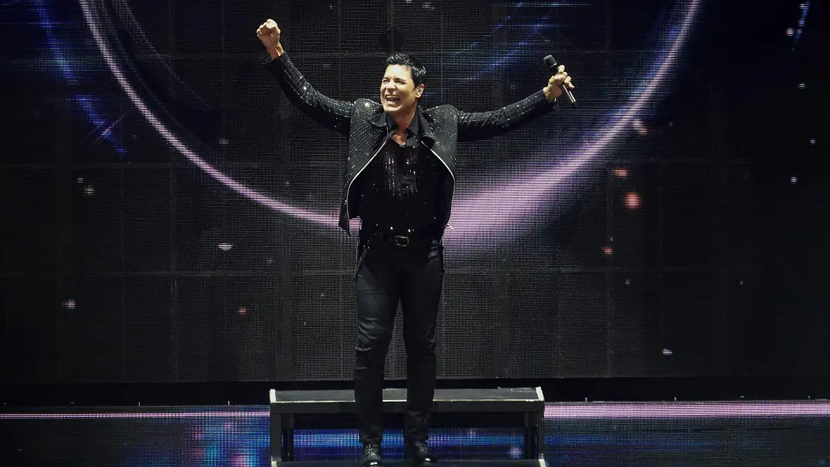 1078791_Bailemos Otra Vez Chayanne_web