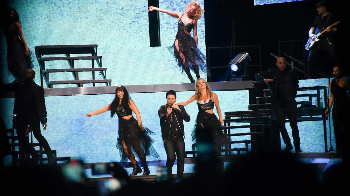 CHAYANNE (1)