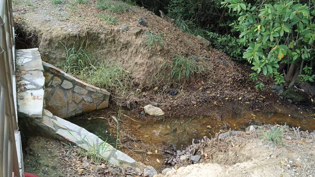 La descarga de aguas residuales