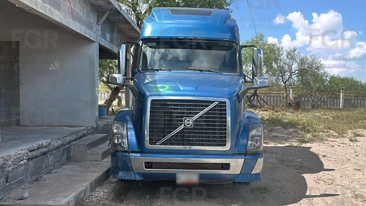 1000164851