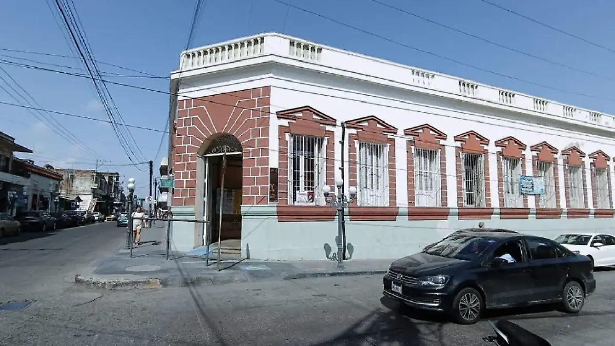 ESCUELA