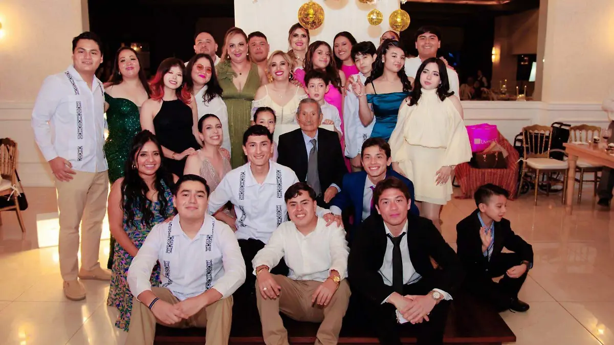 JMC-SU FAMILIA LE REALIZÓ UN GRAN FESTEJO