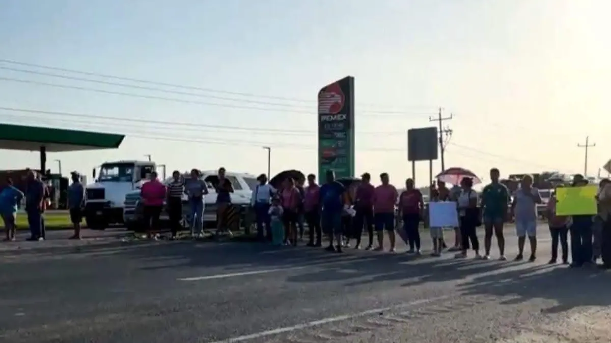 JMC-BLOQUEO CARRETERO