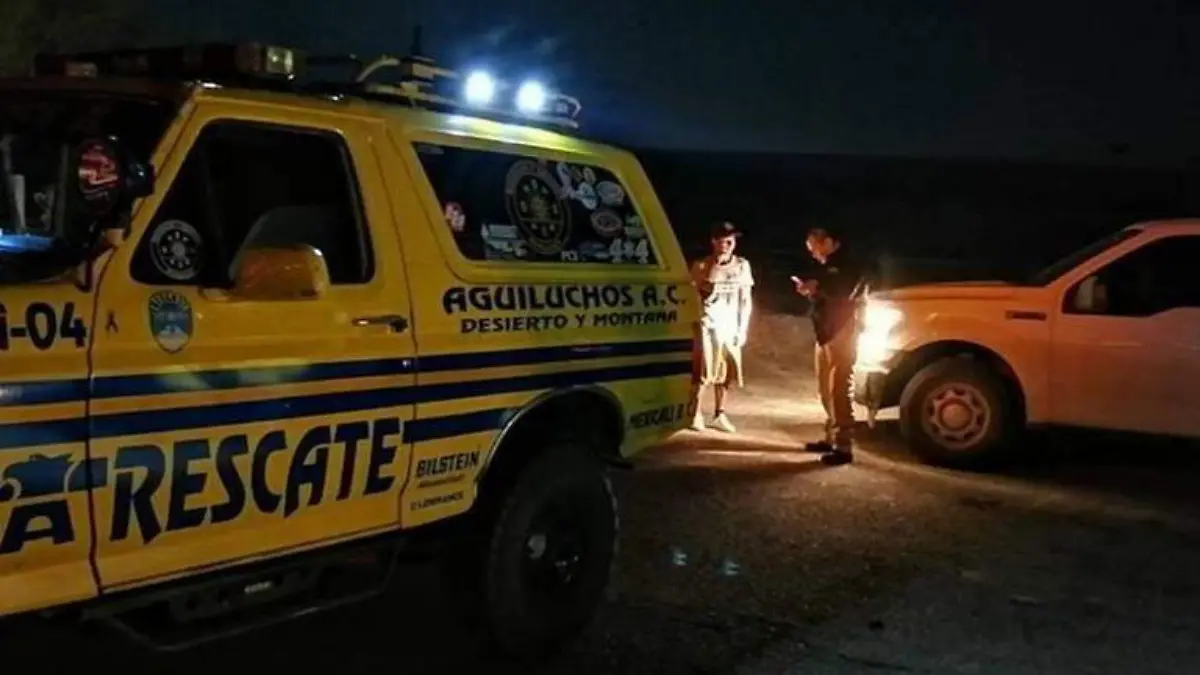 Rescatan a hombre varado en la Salada
