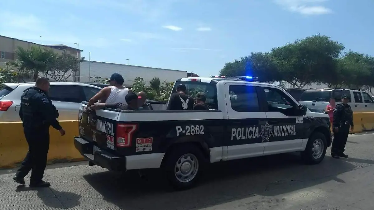 8f964abe-9e2f-4580-b595-b884b7669461