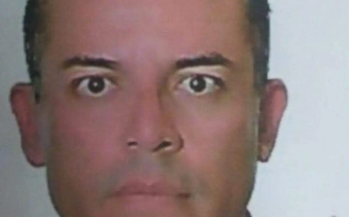 OMAR GOMEZ ROMERO 42 AÑOS - Edited
