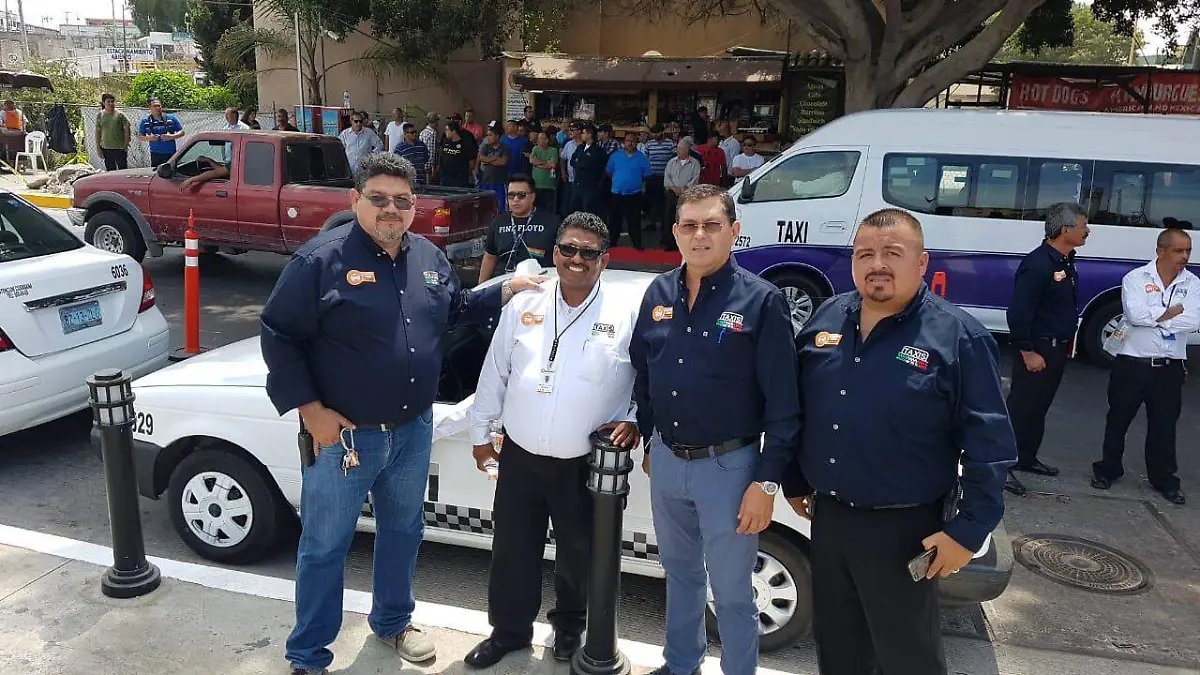 TaxisAmarillos