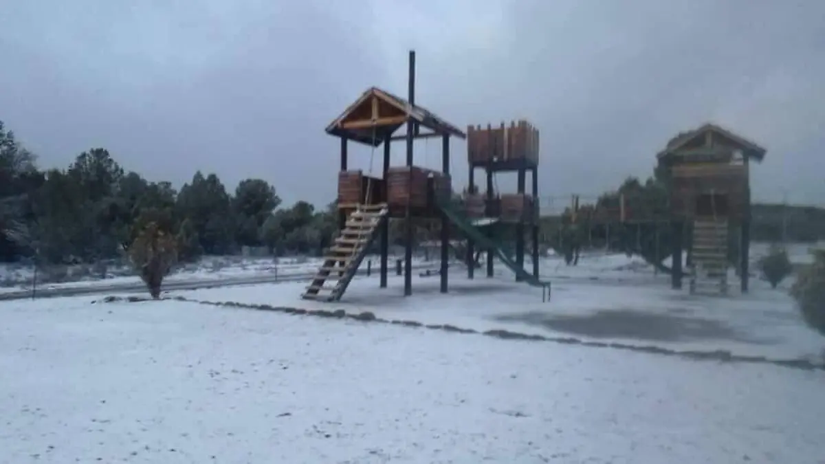 Nevada en poblado El Cóndor