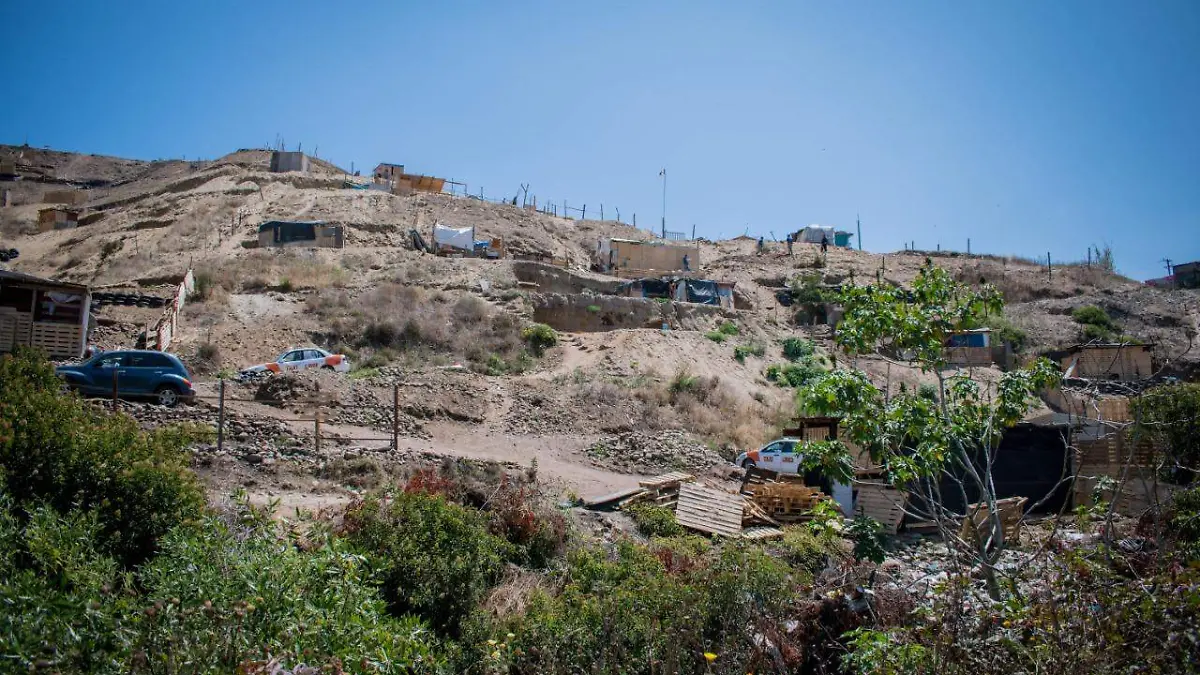 61bae6e5-619c-42b9-b7b8-dd509235545f