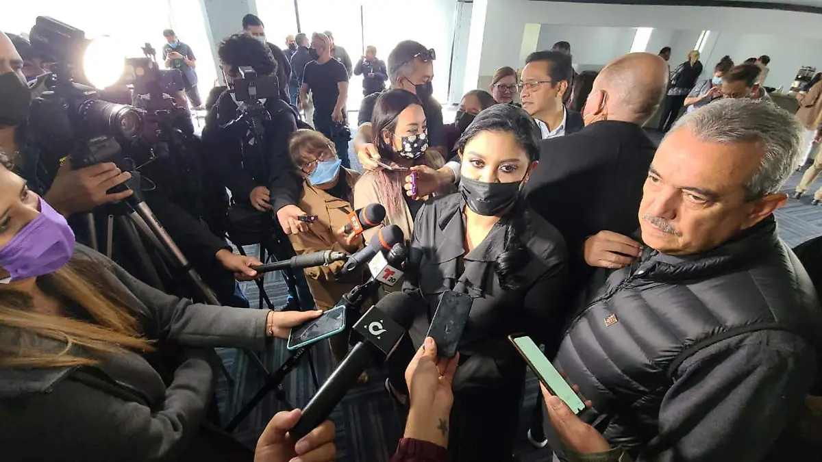 Montserrat-Caballero-Ramírez