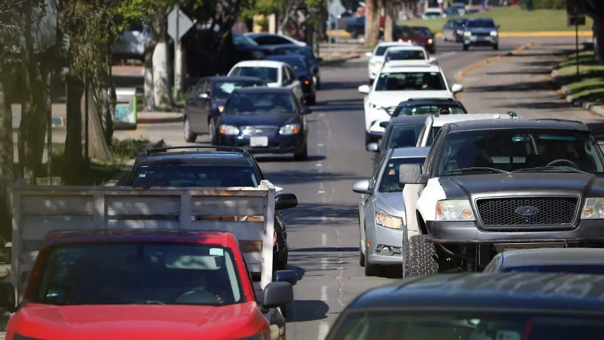 Tráfico-fila-vehicular