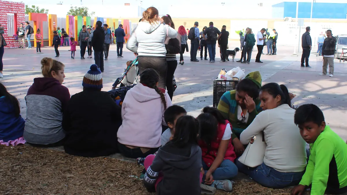 Migrantes en el Chaparral  (2)