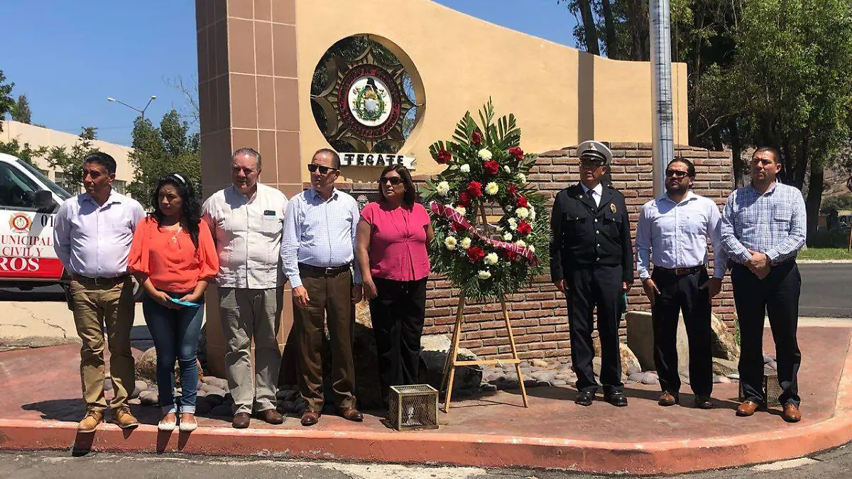 Celebran a Bomberos de Tecate en su día