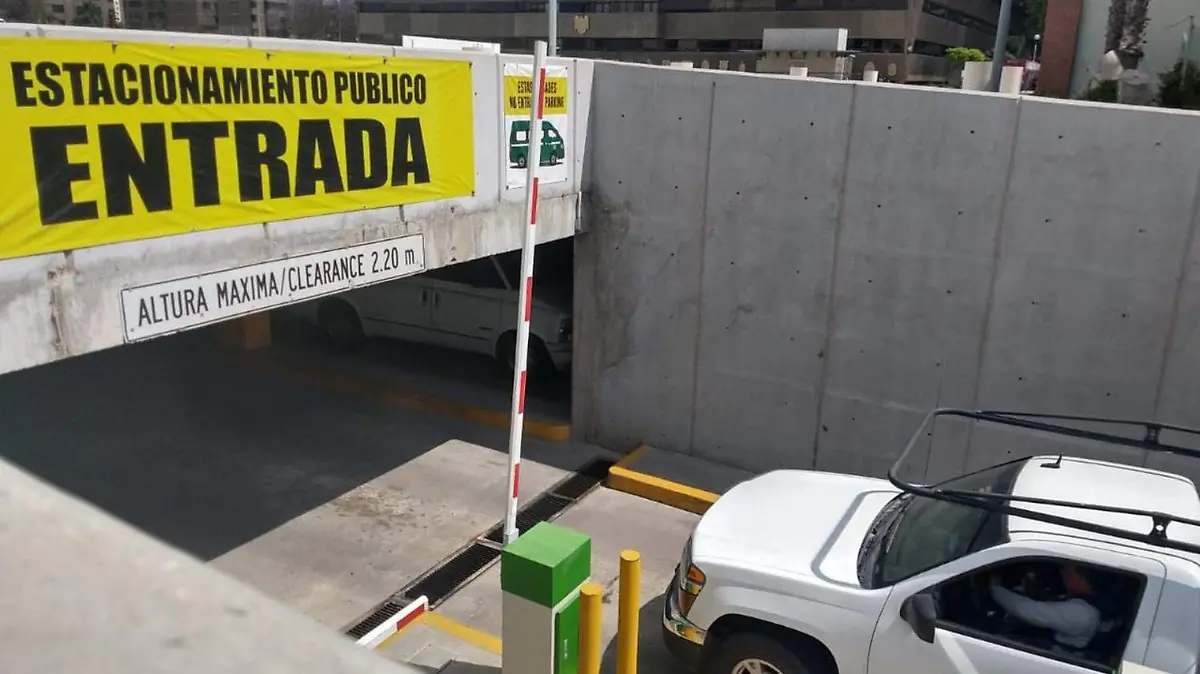 Estacionamiento de Palacio