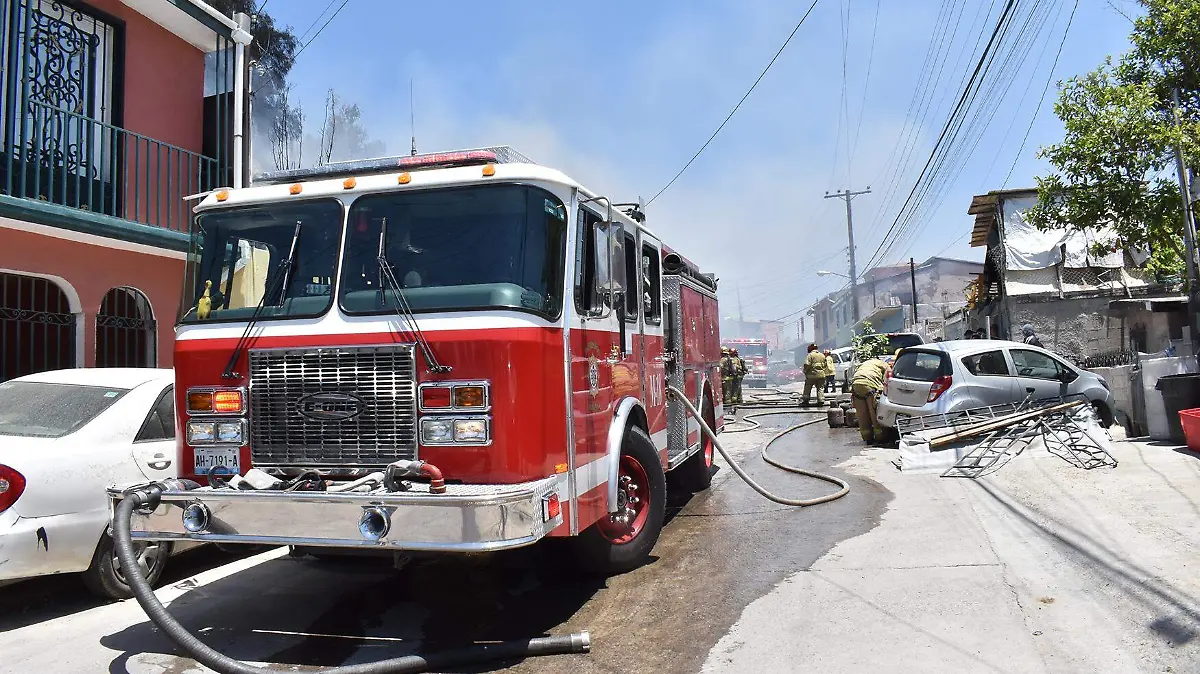 Bomberos, incendio