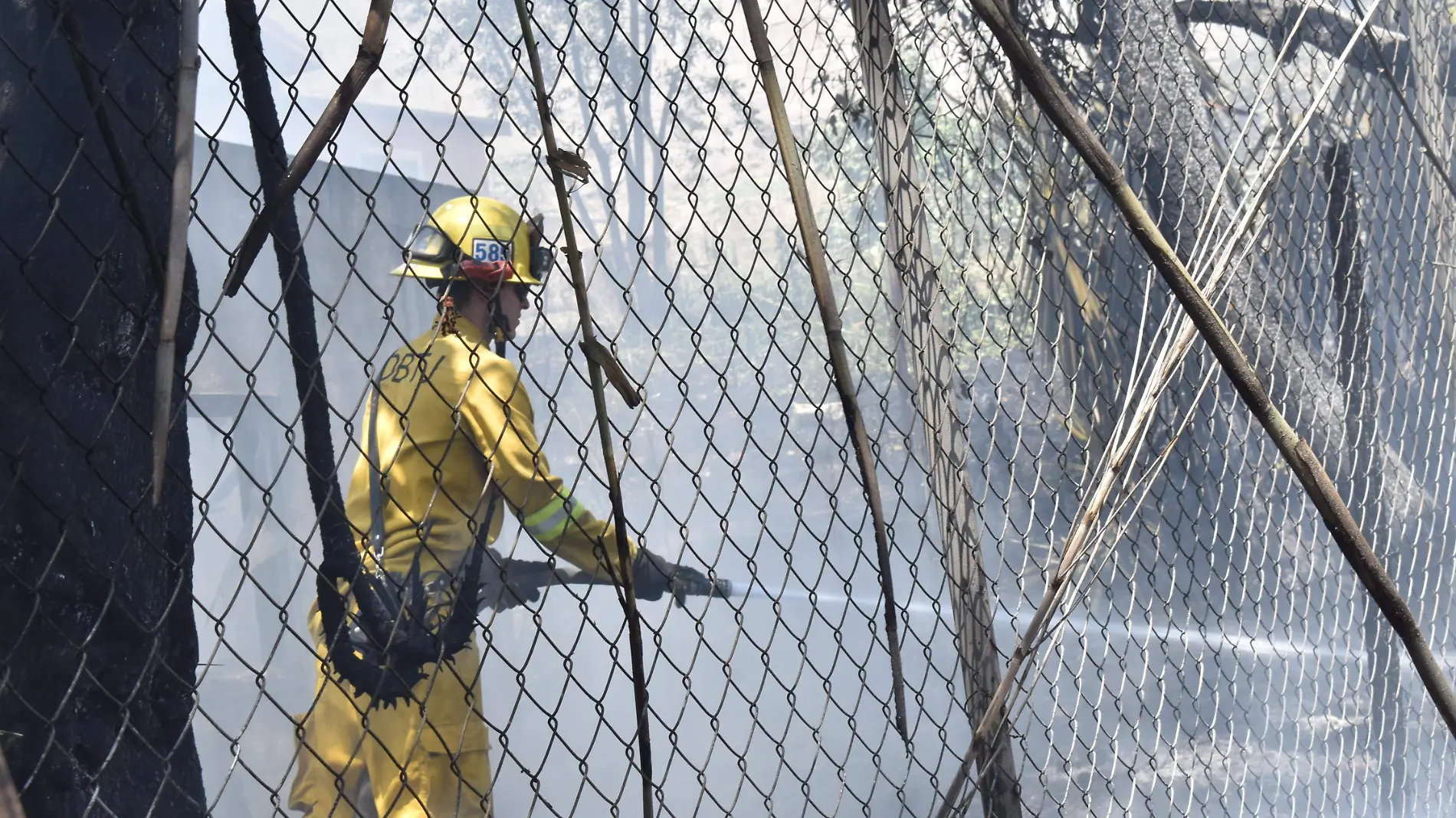 Bomberos, incendio