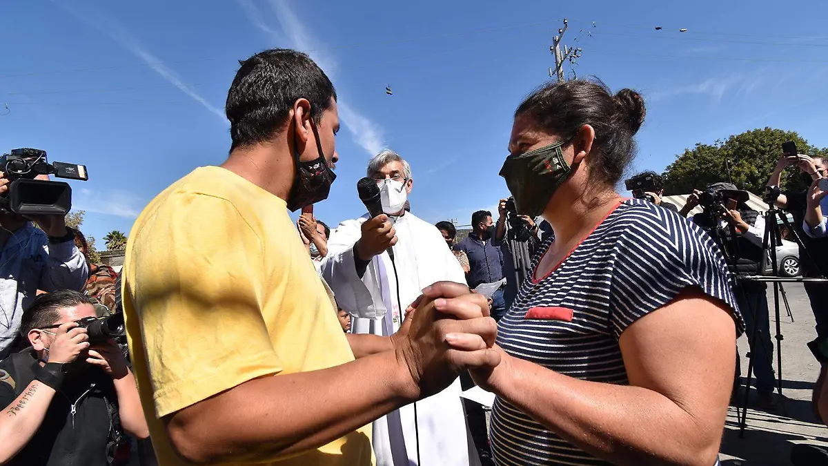 Pareja-Casada-Migrantes