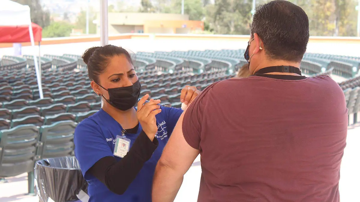 Aplicación-de-vacuna