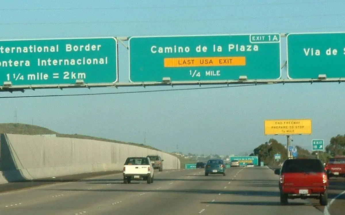 I-5_South_San_Ysidro