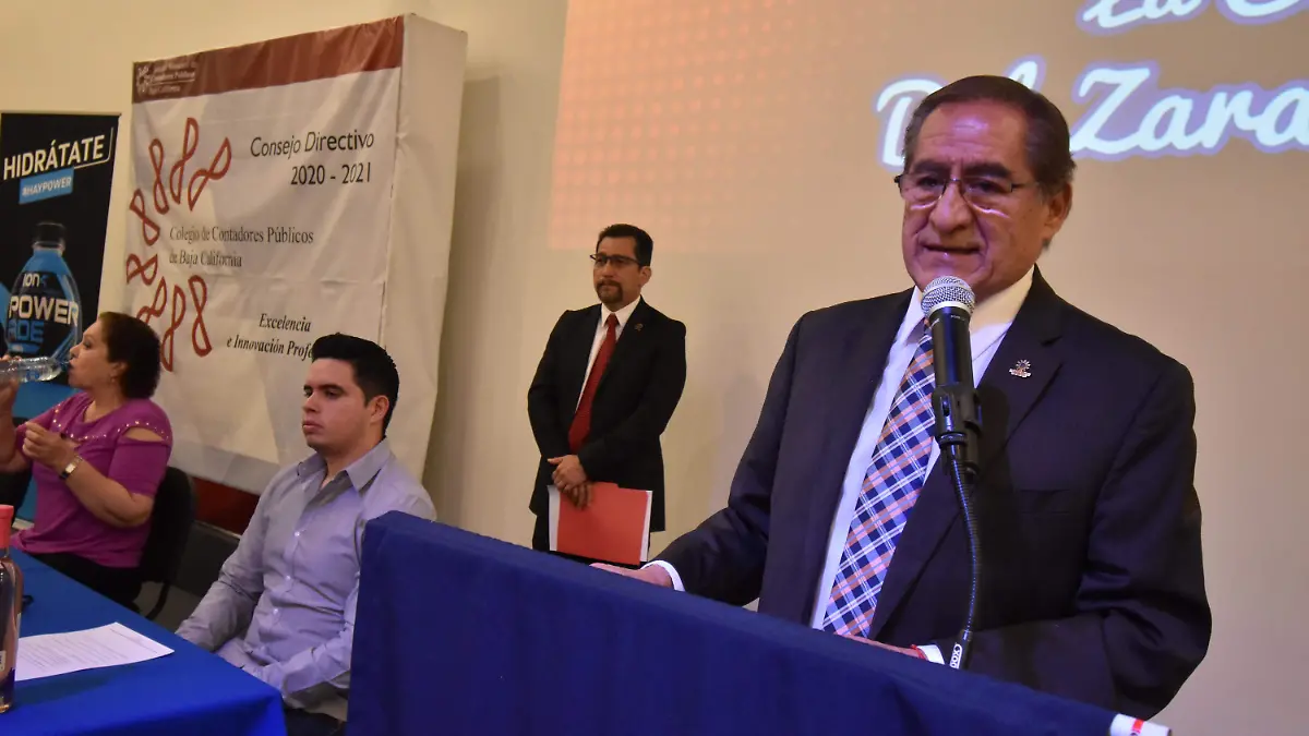 Román Barreto, presidente del Colegio de Contadores