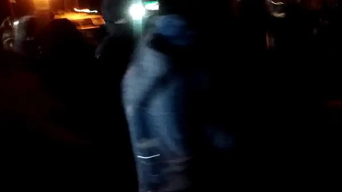 WhatsApp Video 2017-01-06 at 4.59.23 AM.mp4_snapshot_00.32_[2017.01.06_05.33