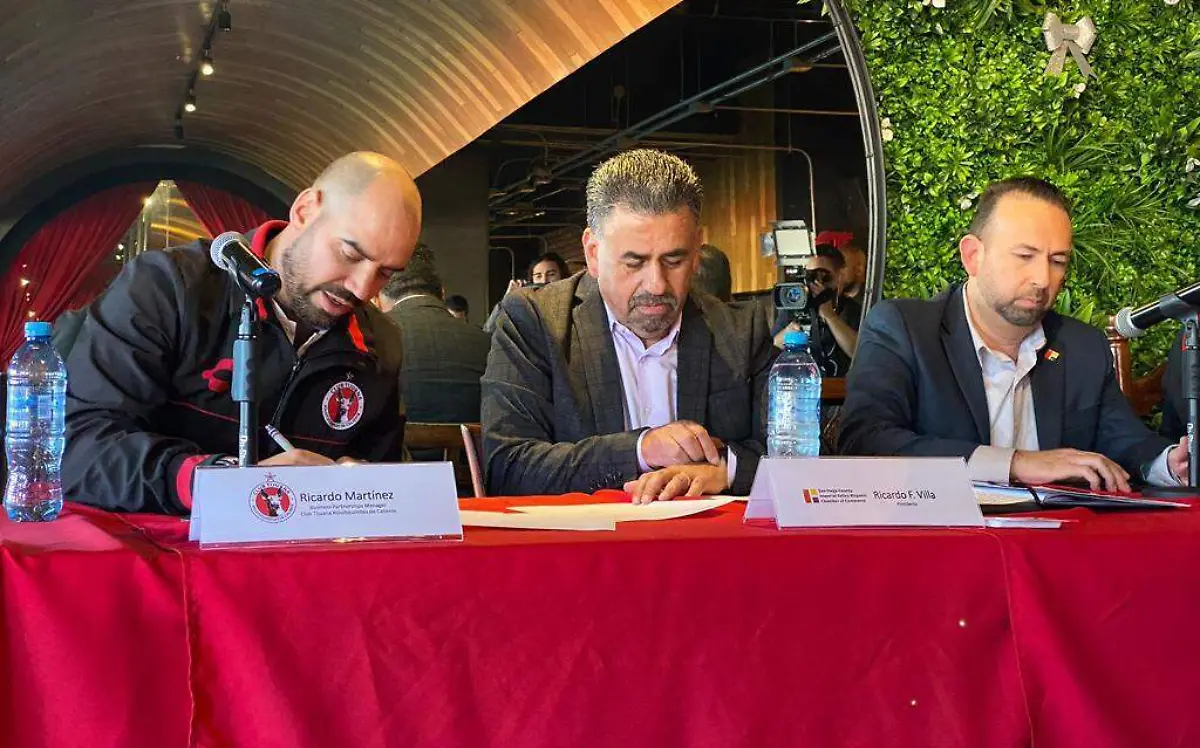 Xolos-Firman-alianza