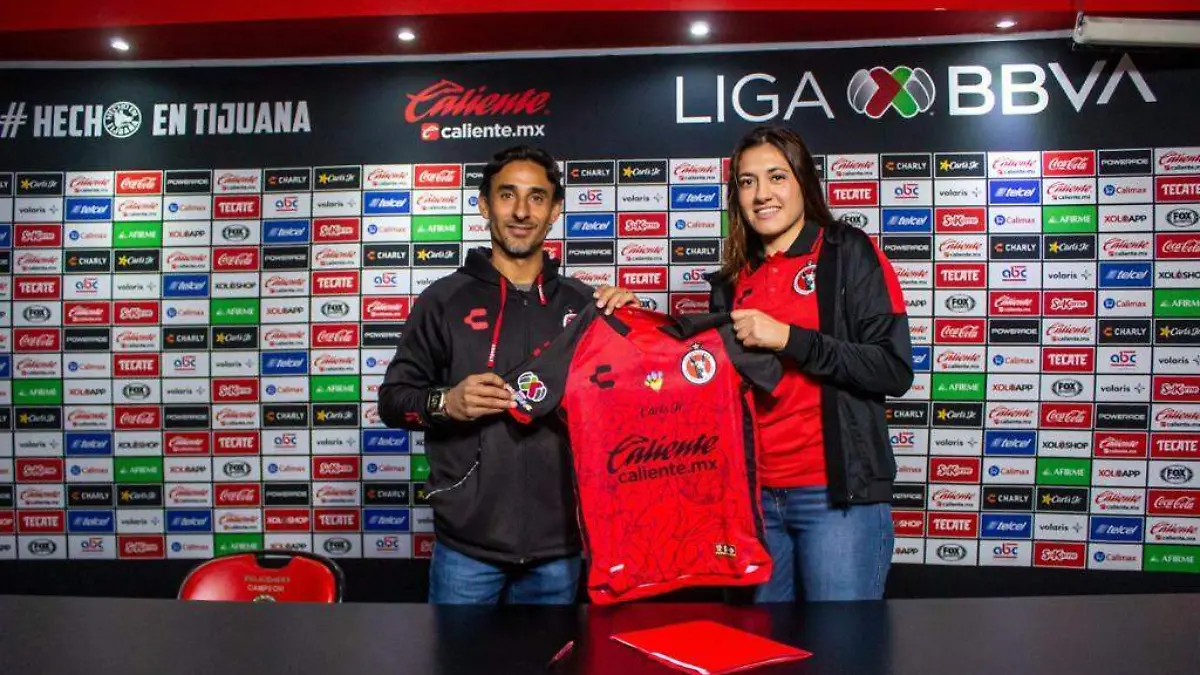 Xolos-Femenil-Bianca-Mora