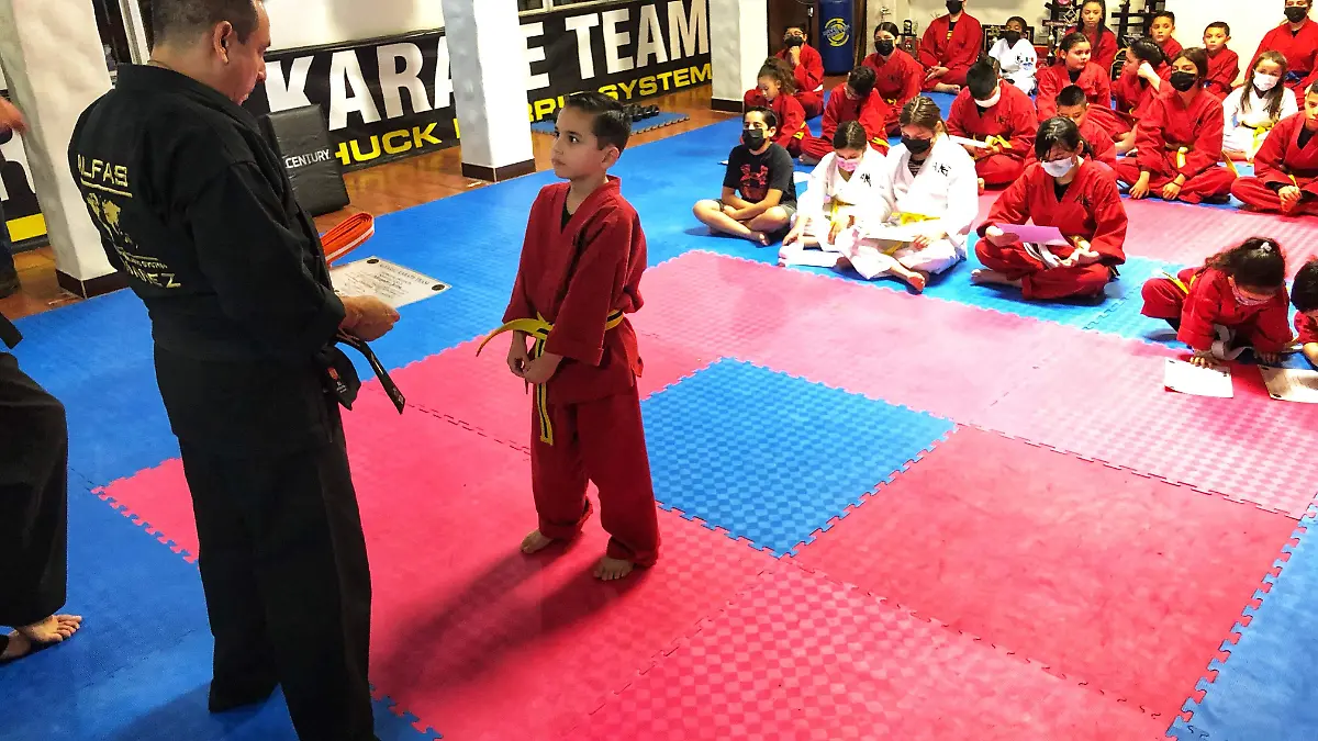 Escuela-de-Artes-Marciales-Álvarez-Karate-Team
