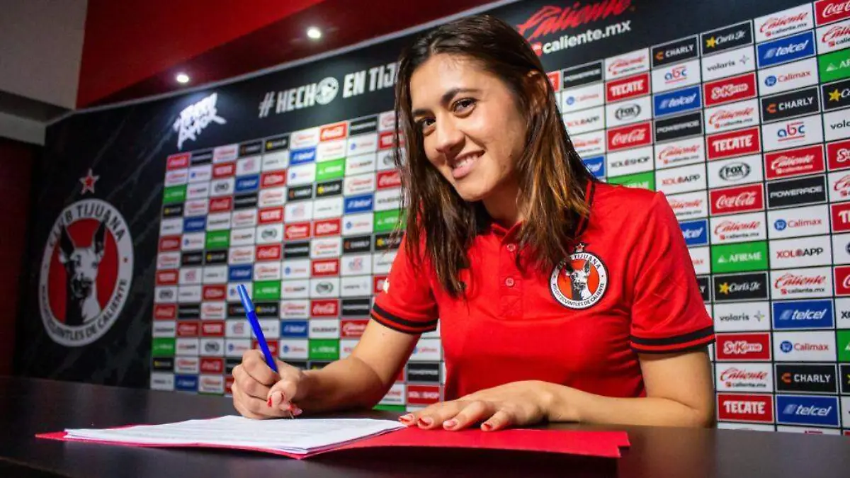 Xolos-Femenil-Bianca-Mora