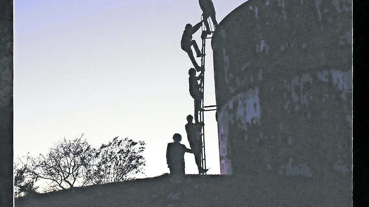 f6bdc61b-1548-4105-becb-a5ce17baf75d