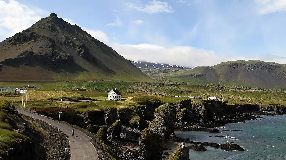 iceland-gbb17d4111_1920