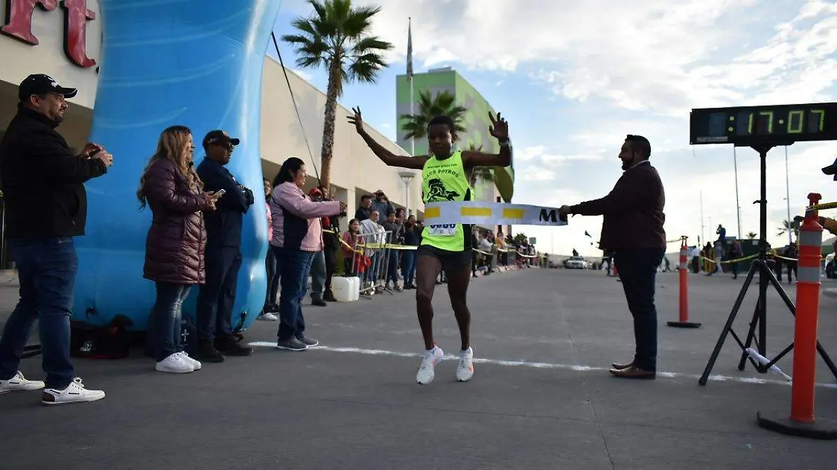 2d3715e3-a057-4695-8d8e-1996ebd3e7d0