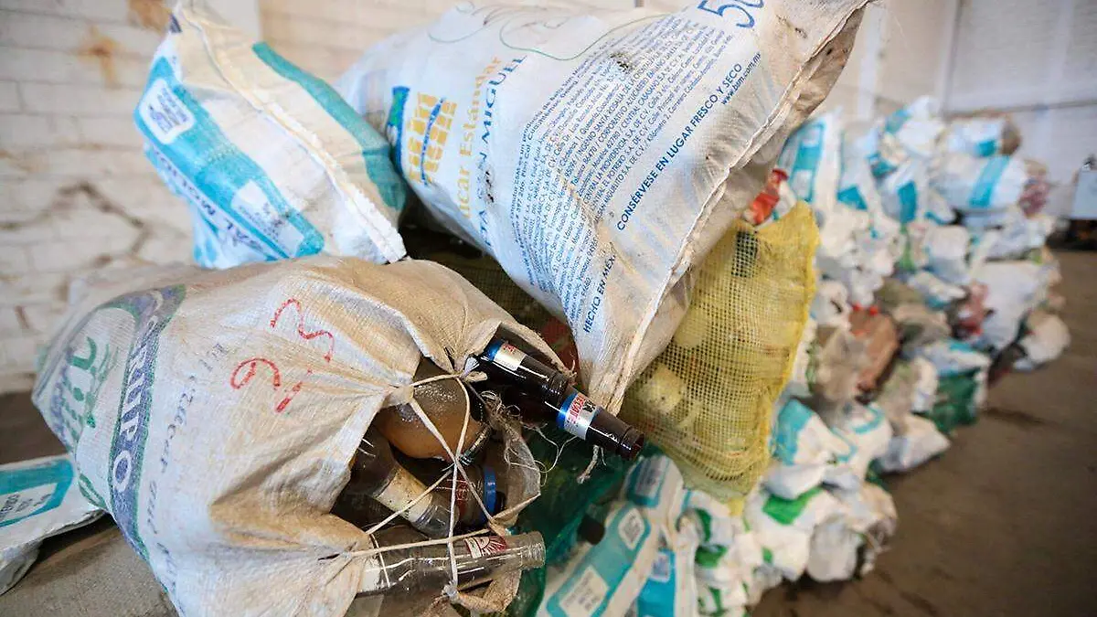 f8c12f52-bde0-4a1b-a408-afdb6be1c7f1