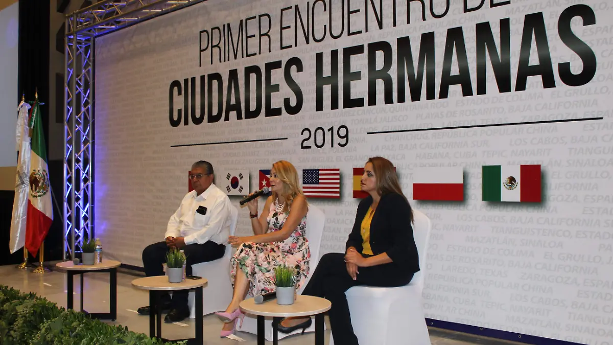 90 CIUDADES HERMANAS (6)