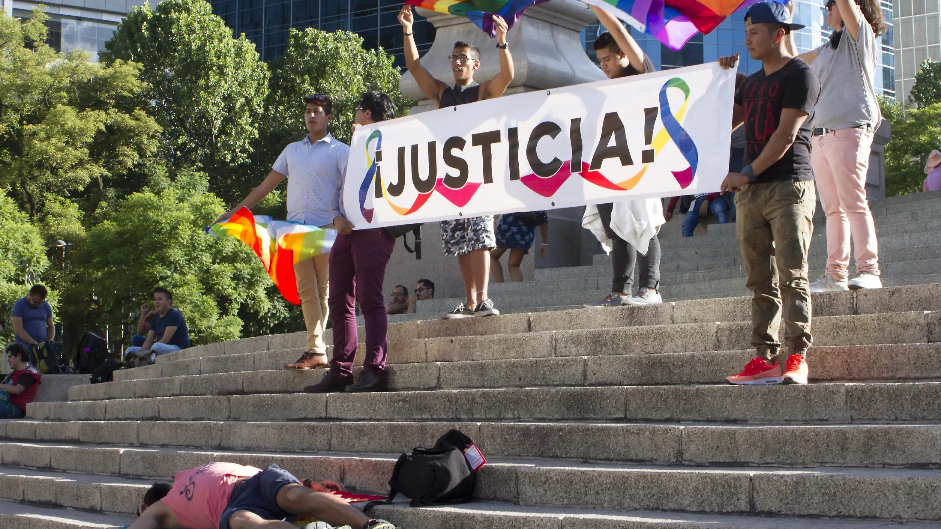 Protesta_Angel_de_la_Independencia-1