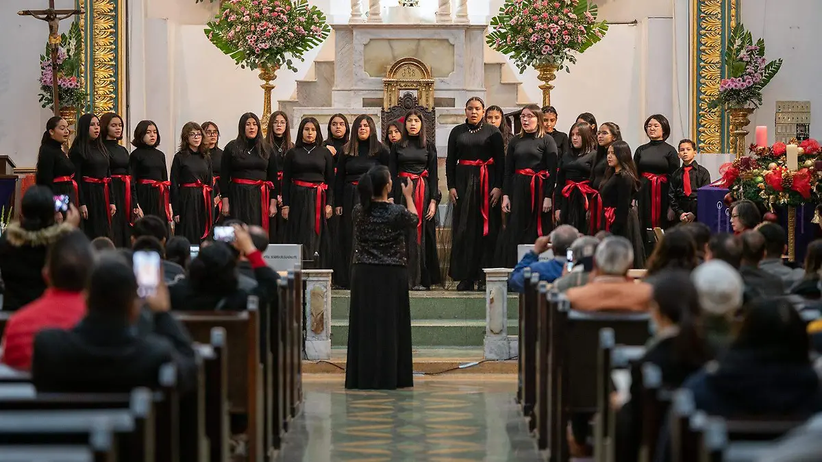 Coro- Promotora de las Bellas Artes