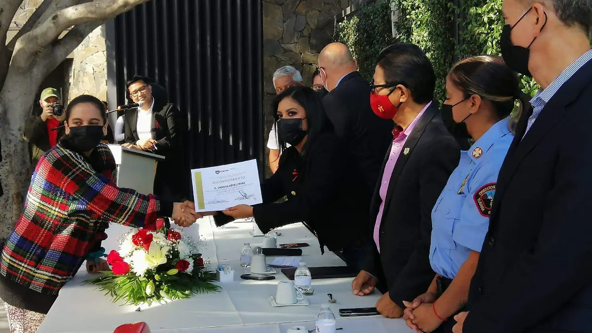 Se certifican salvavidas en Tj