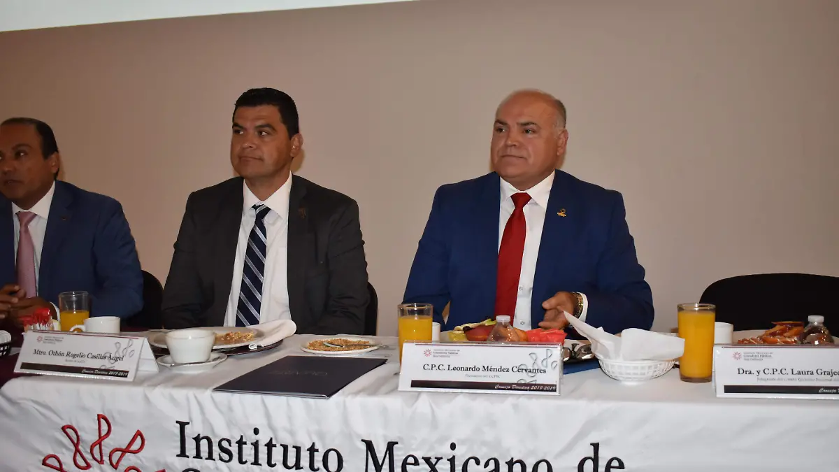 othon casillas angel-rector utt (3)