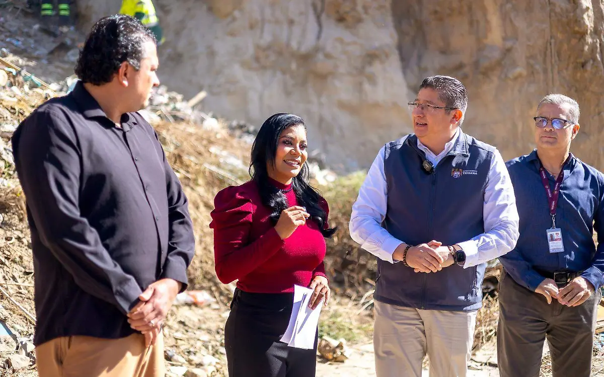  Montserrat Caballero 