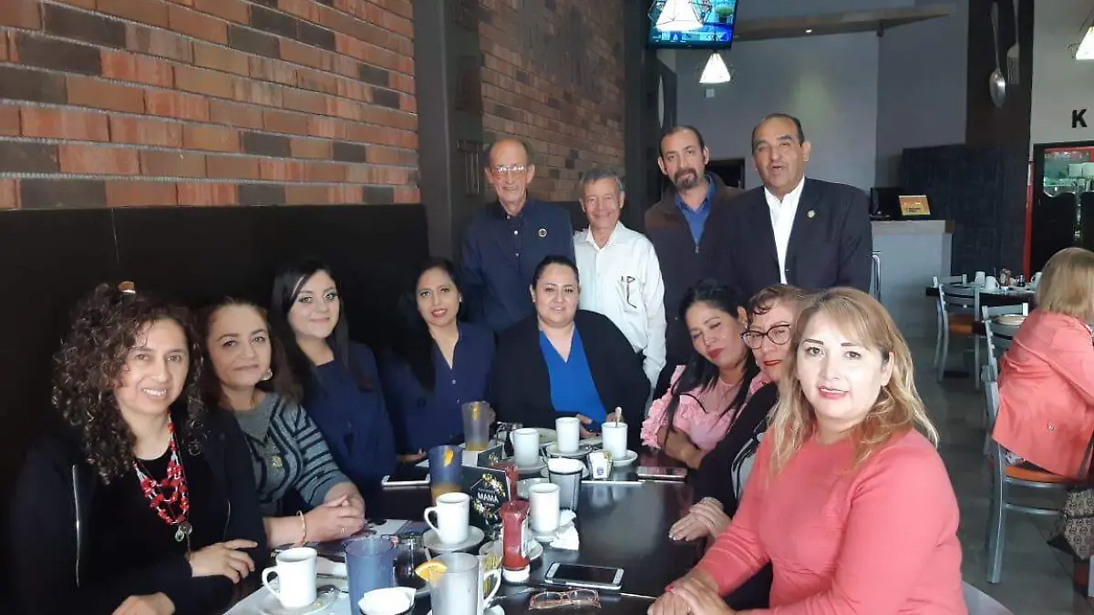 Asociaciones celebran a mamás