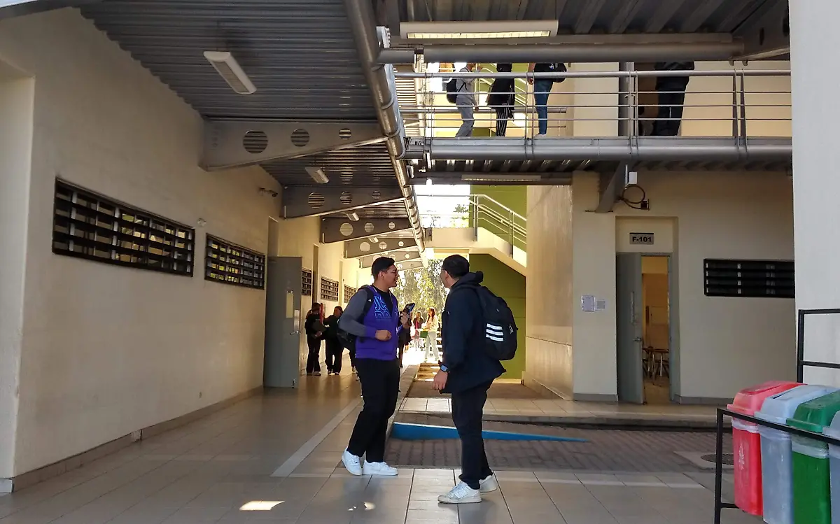 70 AG UNIVERSIDAD