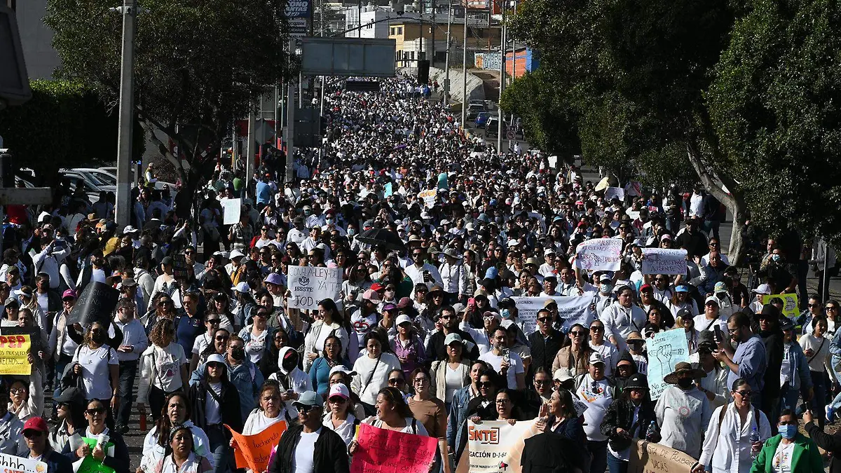 Lente-manifestación-SNTE