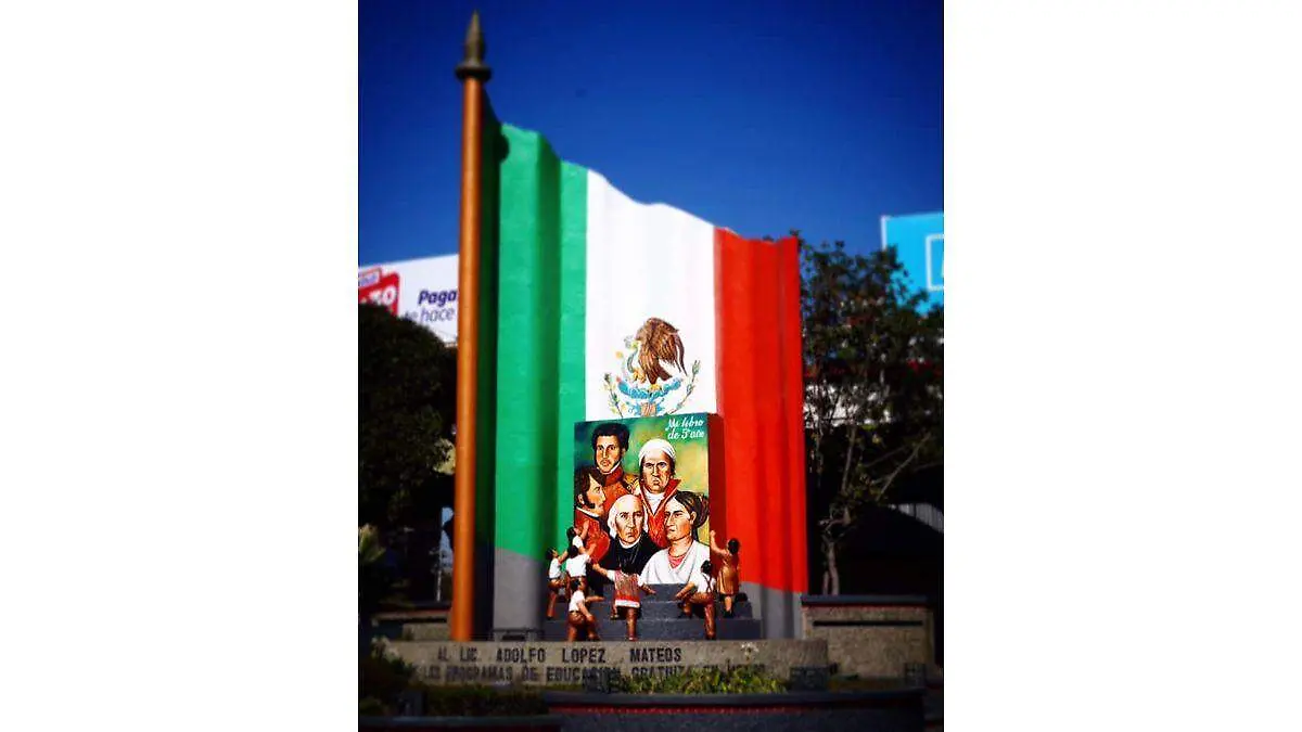 Monumento al Libro de Texto Gratuito